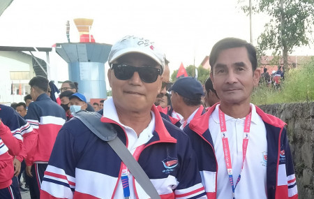 धनबहादुर घले र वीरबहादुर नेपाल